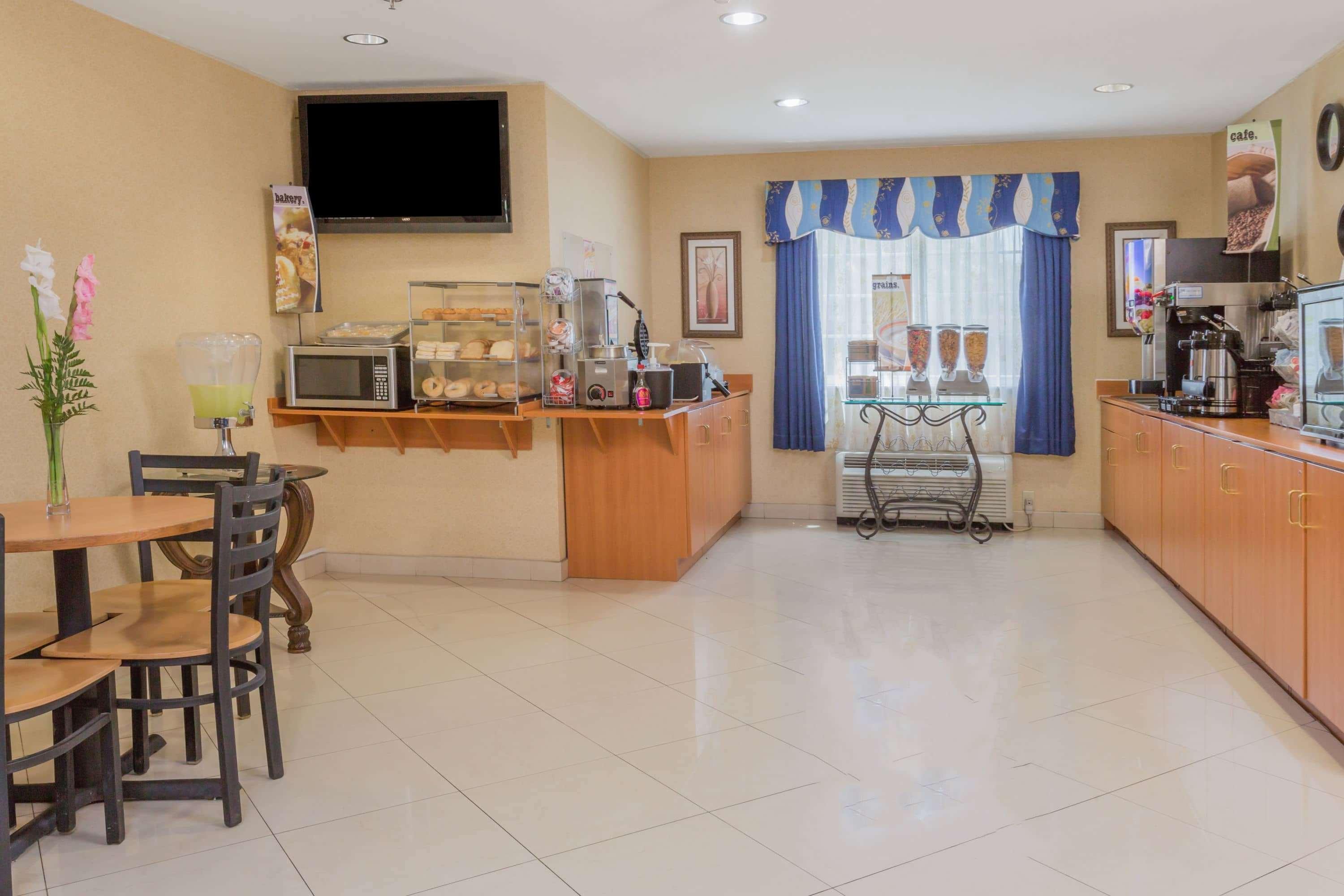 Microtel Inn & Suites By Wyndham Kingsland Naval Base I-95 Εξωτερικό φωτογραφία